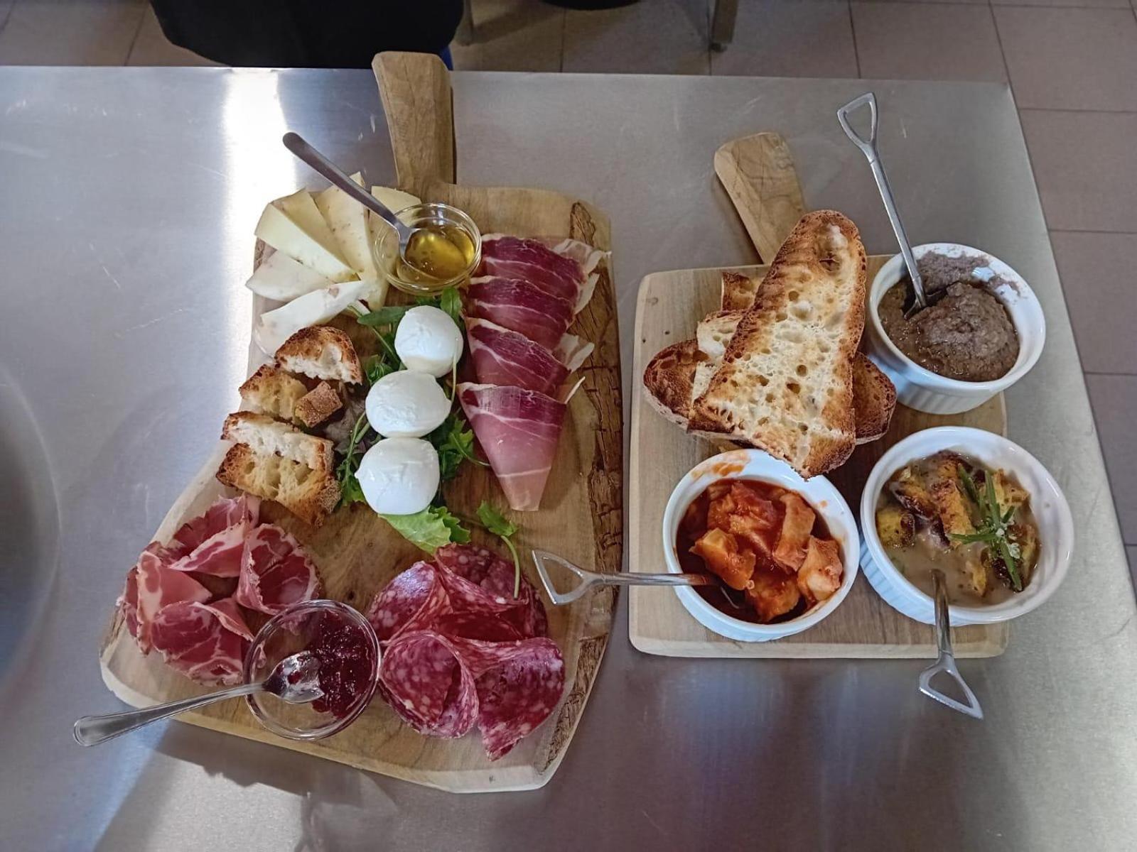 Agriturismo Podere Farnesiana Tarquinia Esterno foto